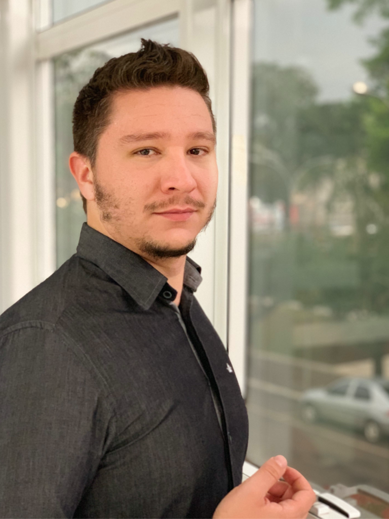 Daniel Alves - Staff Product Designer